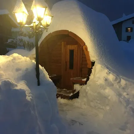 Le Cloux Bed & Breakfast *