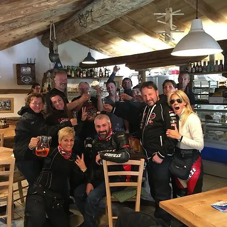 Oda ve Kahvaltı Le Cloux *